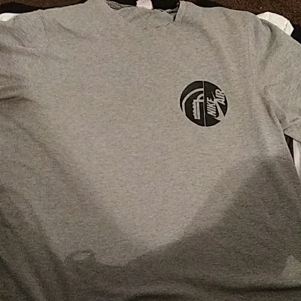 Nike tee